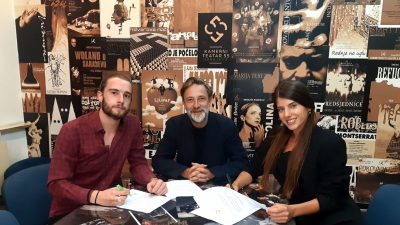 Read more about the article Mladi glumci Anja Kraljević i Enes Kozličić potpisali Ugovor za pripravnički Staž u Kamernom Teatru 55