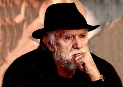 Read more about the article Kamerni teatar 55 se oprostio od Pejakovića: Bez stalnog zaposlenja s velikim brojem uloga